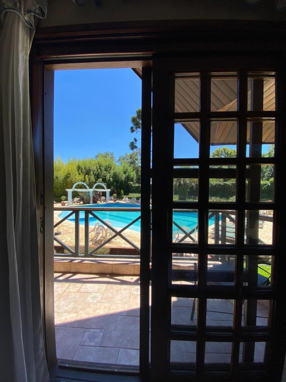 Twin Room Pool View,1772510927:JPEG