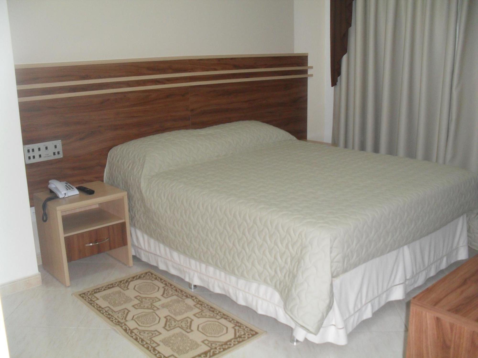 Quarto Individual